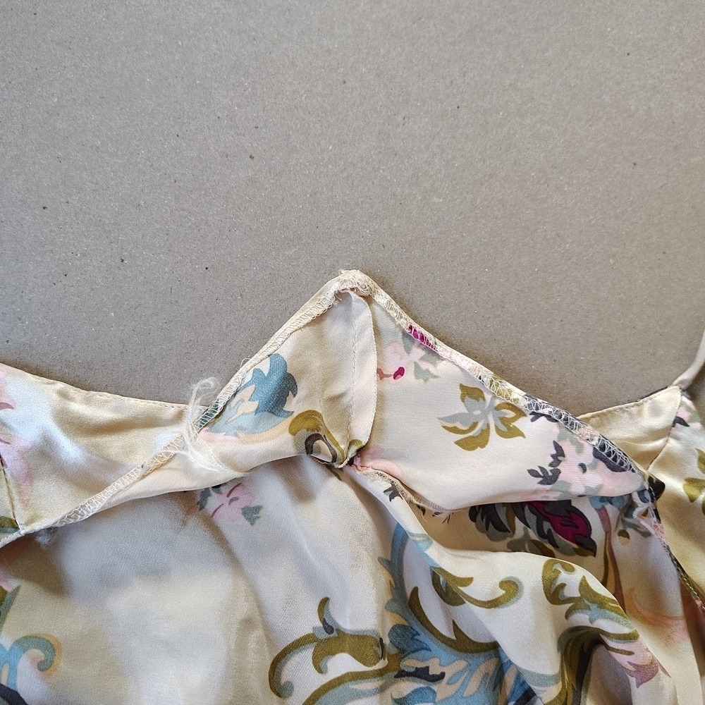Vintage Victoria's Secret Silk Slip Dress Small Ethereal Dainty Floral Filigree - Picture 14 of 16